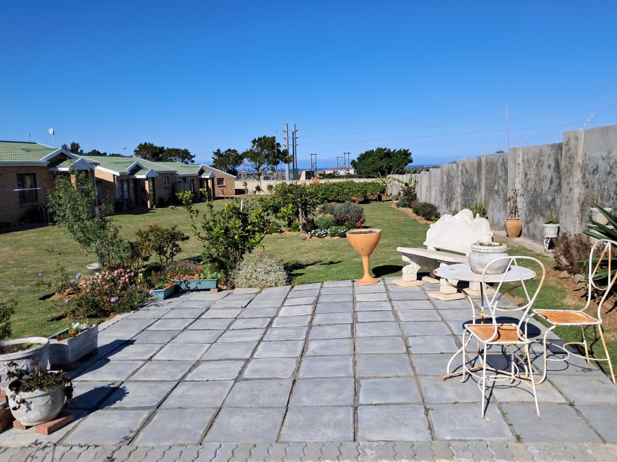 2 Bedroom Property for Sale in Jeffreys Bay Central Eastern Cape